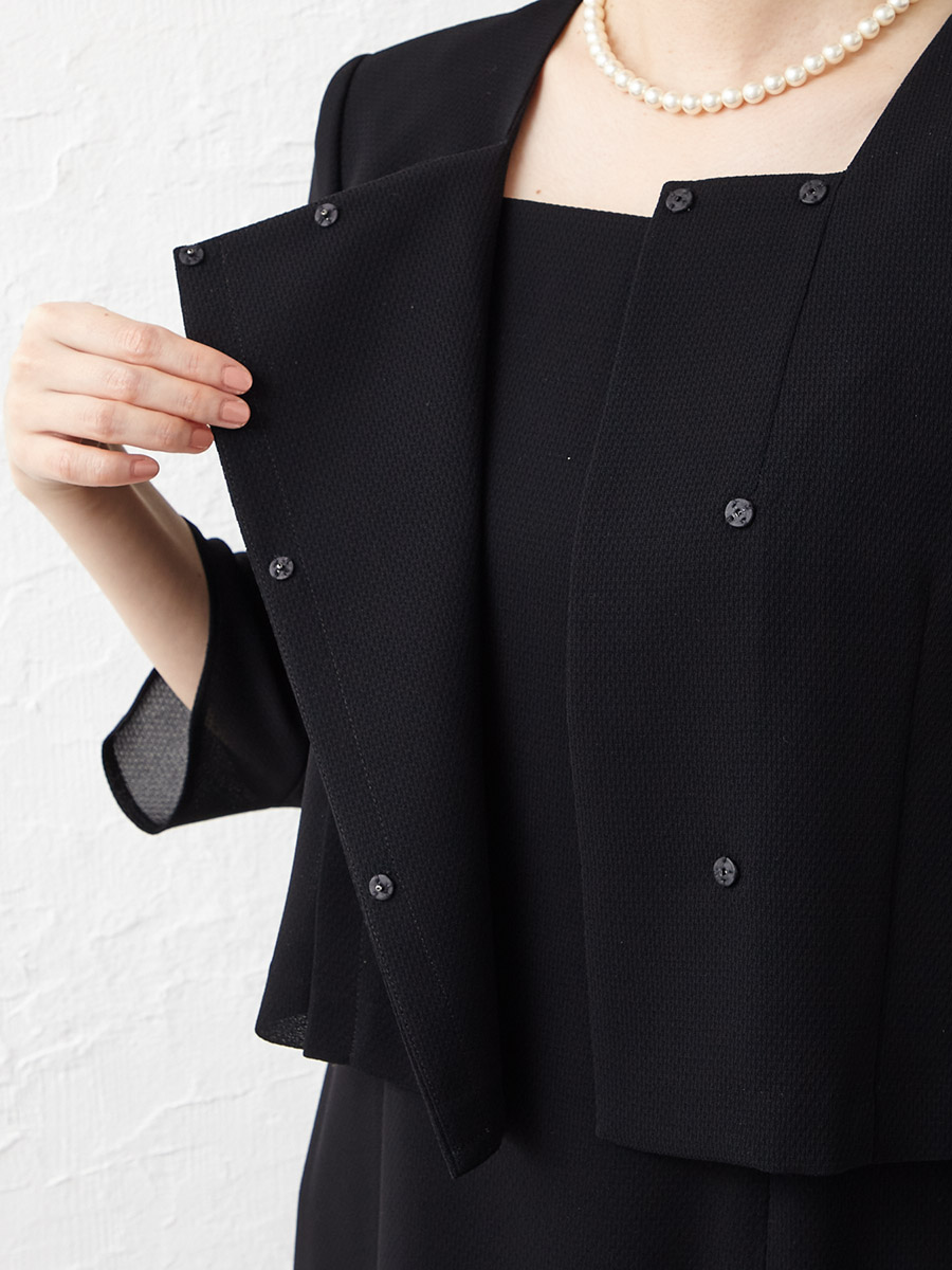 夏用喪服 礼服 スクエアネックデザイン サマーブラックフォーマルワンピース 9号 ブラック Aimer エメ ミマツグループオンラインストア 夏用喪服 礼服 スクエアネックデザイン サマーブラックフォーマルワンピース 9号 ブラック Aimer エメ ミマツグループオンラインストア