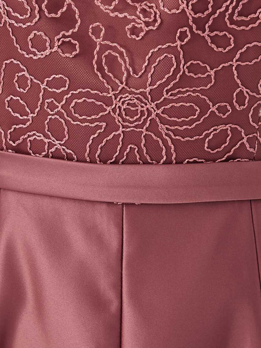 チュールリボン刺繍×ハードサテンフィット＆フレアードレス