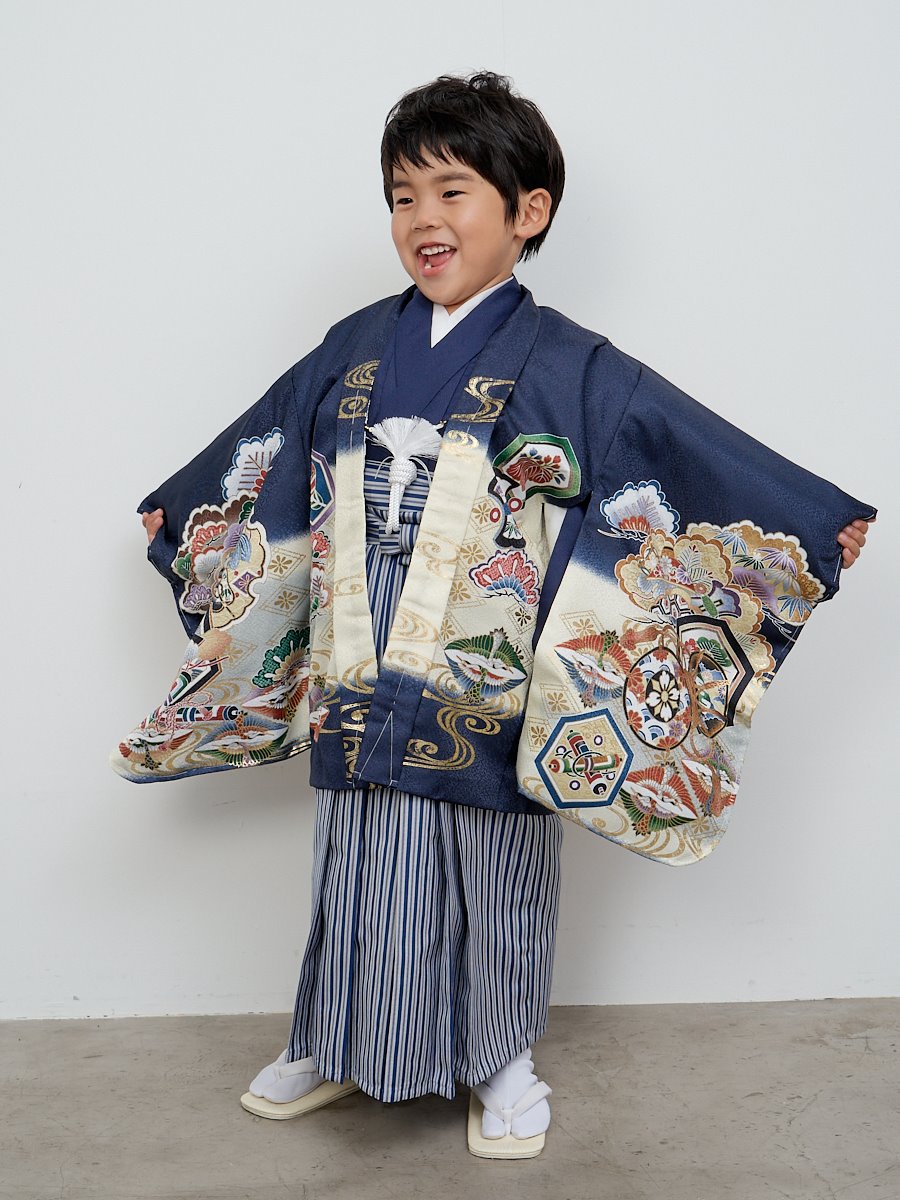 ７５３　5歳　男児　着物　羽織袴セット　紺色