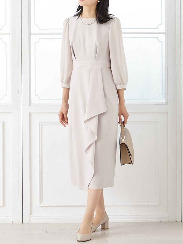 ラッフルスカート×シフォン袖タイトワンピース