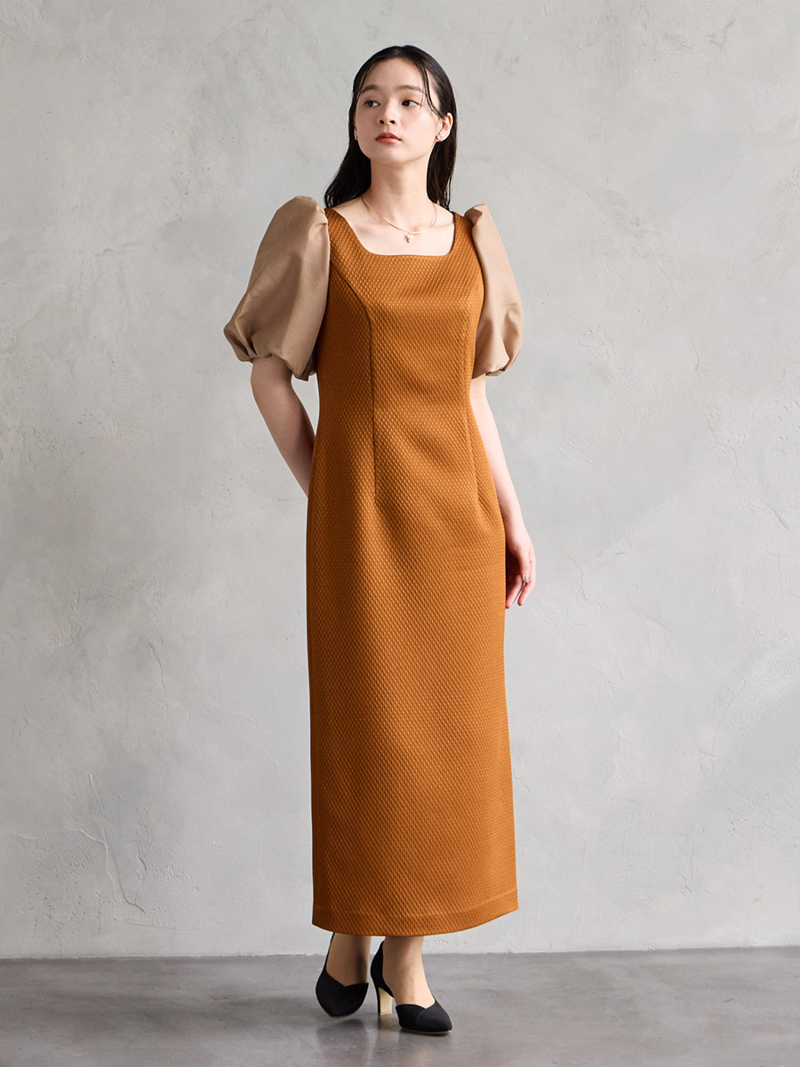 ジャカード×オーガンジーボリュームスリーブタイトドレス