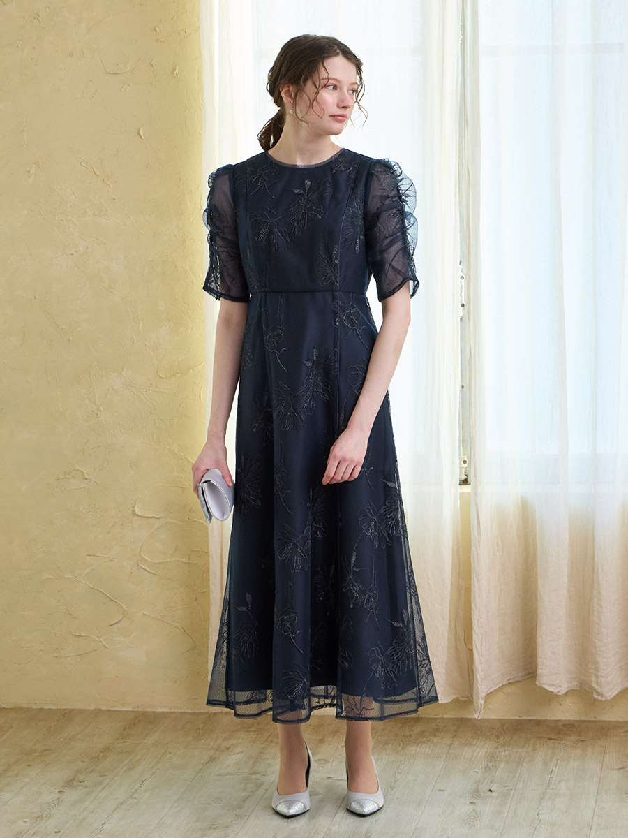 ミストチュール フラワーモチーフラメ刺繍パイピングデザインドレス