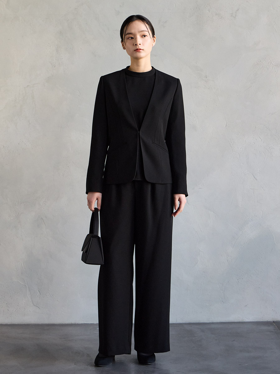 【喪服・礼服】【WEB限定】【マシンウォッシャブル】パンツタイプ3点セットブラックアンサンブル（ノーカラージャケット・スタンドネックブラウス・タック入りワイドパンツ）