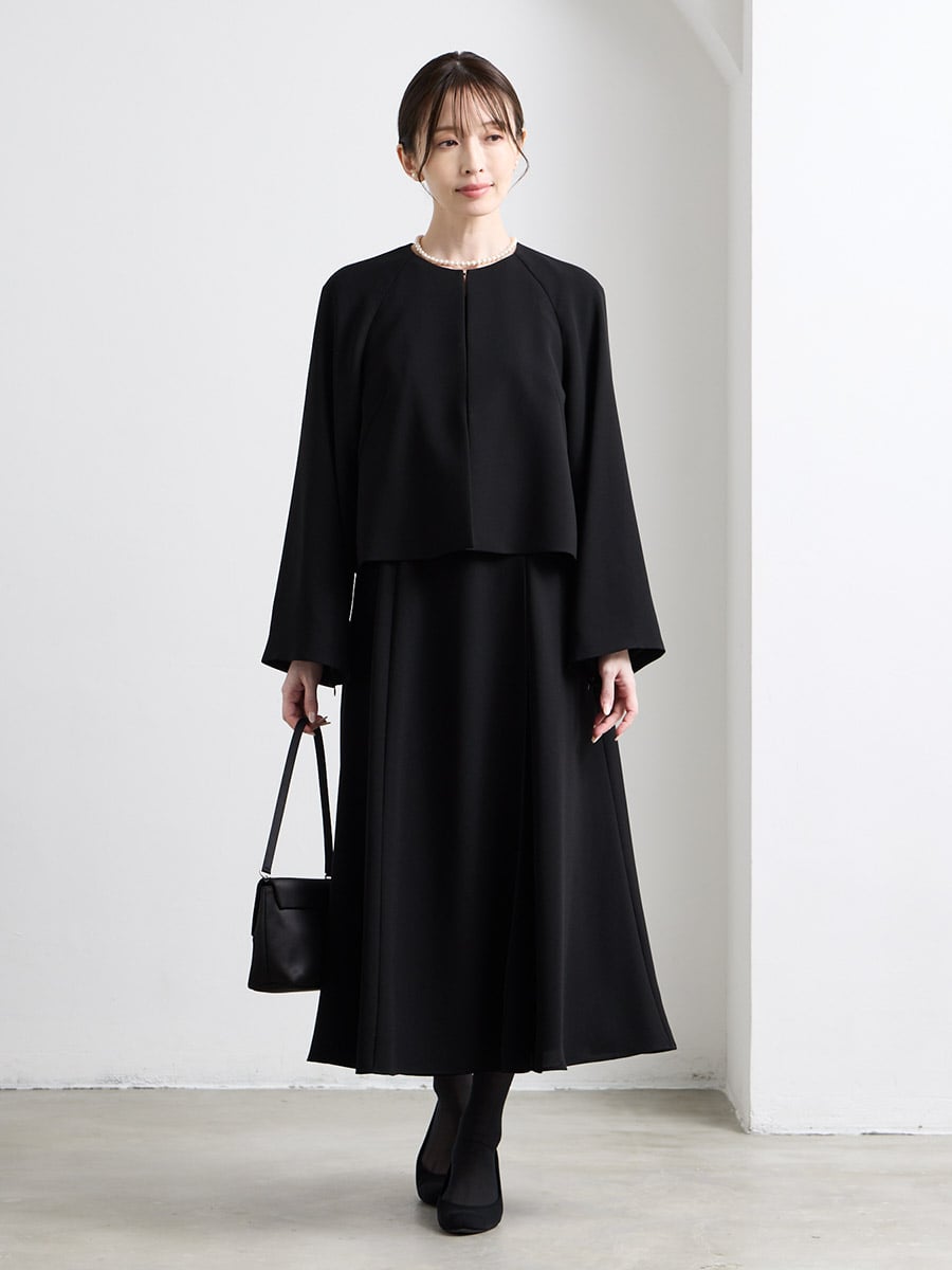 【喪服・礼服】【ウォッシャブル】Vネック前開きAラインブラックワンピース×ファスナー付きラグランスリーブジャケット2点セット