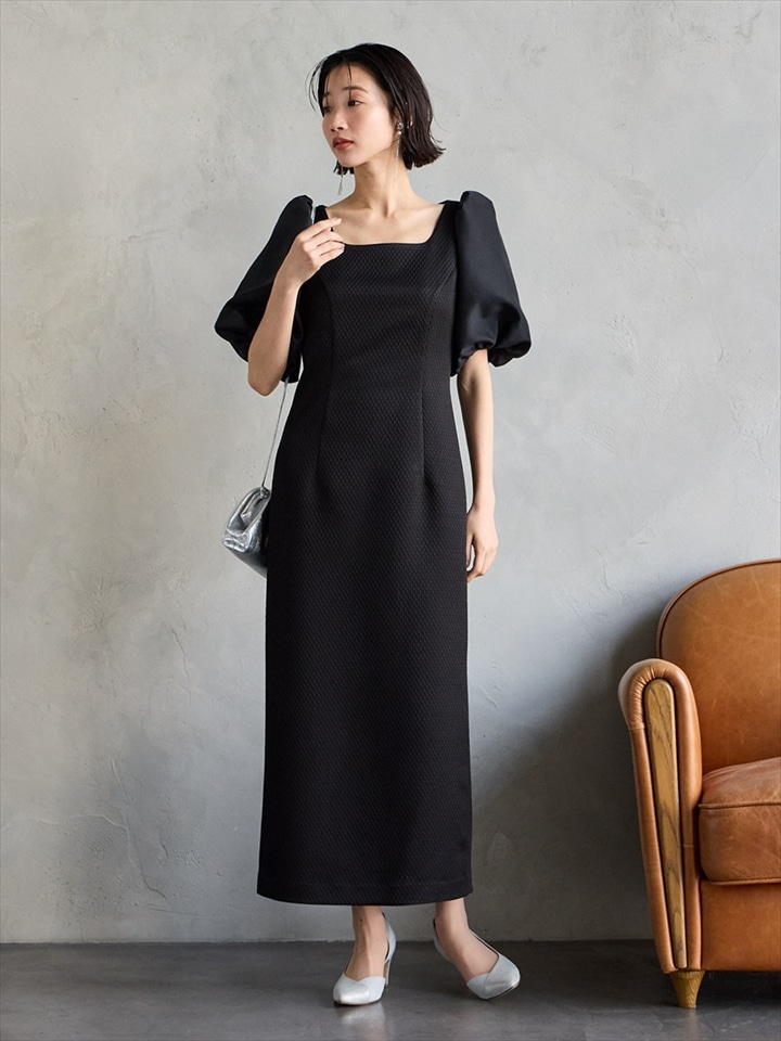 ジャカード×オーガンジーボリュームスリーブタイトドレス|ブラック