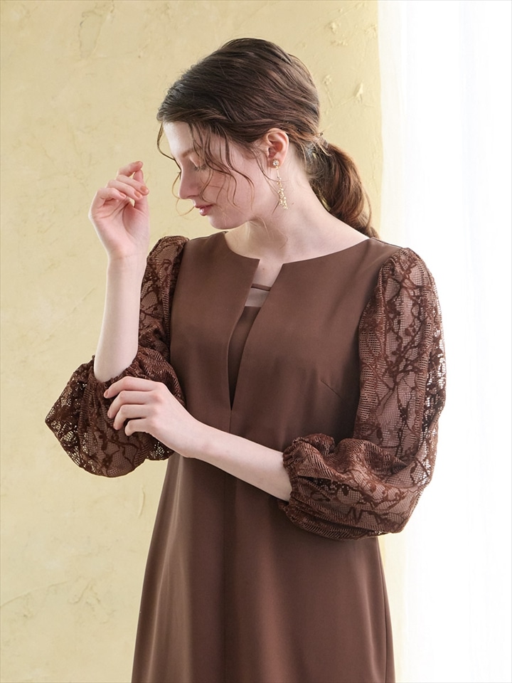 モール刺繍ボリュームスリーブキーネックワンピース|ブラウン