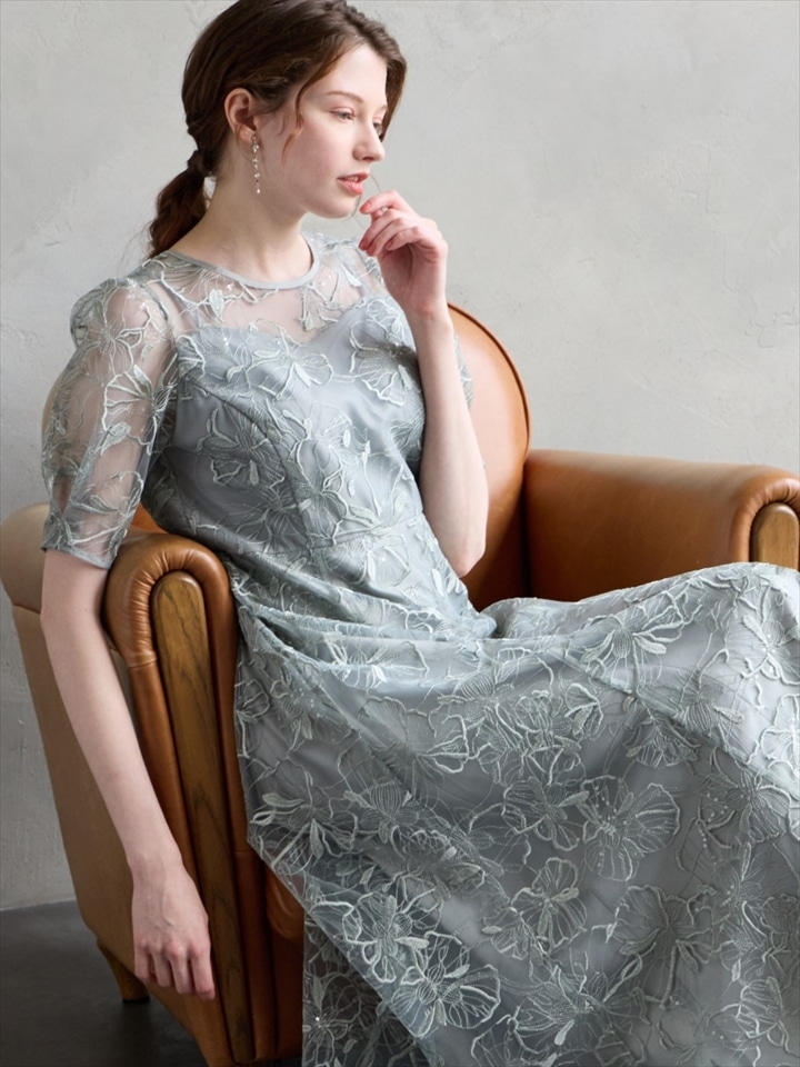 ビオラモチーフスパンコール刺繍バックシャンドレス|グリーン