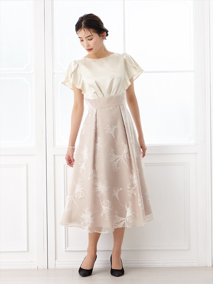 オーガニックコットン製ドレス最終値下げ　定価11万　新品　白34 ラッフルスリーブ マキシドレス