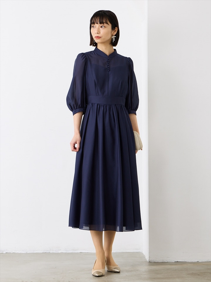くるみボタン×スタンドカラーデザインボリュームスリーブドレス|ネイビー