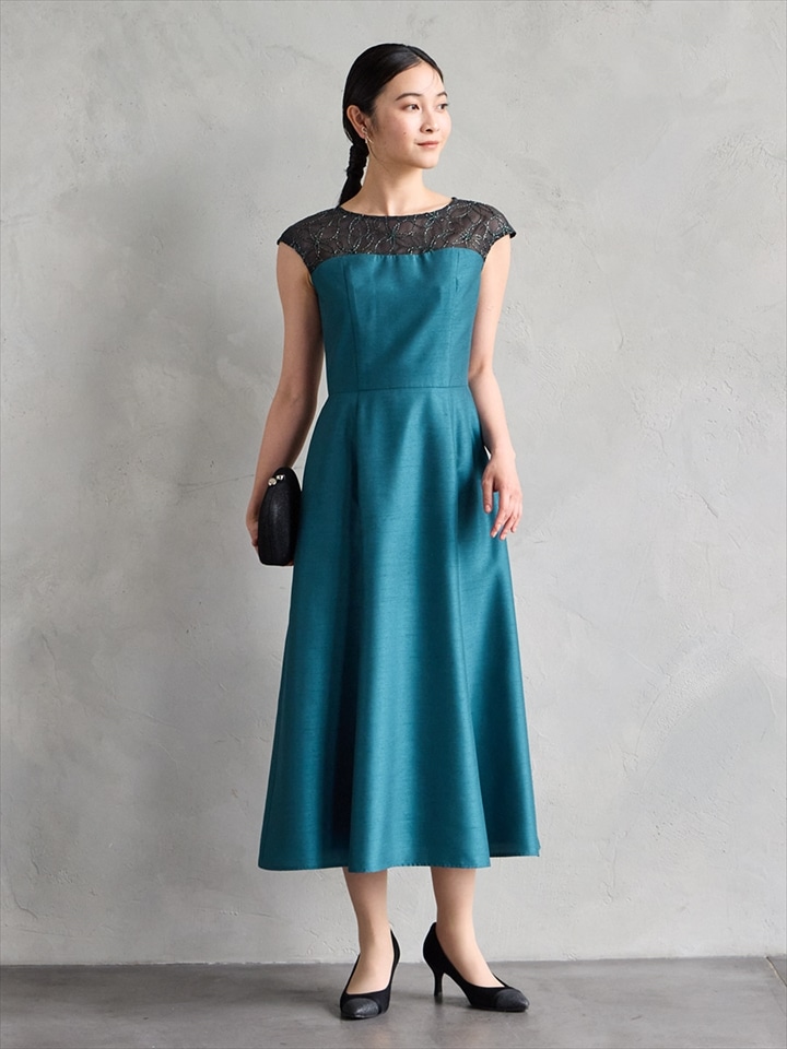 リリアン刺しゅう×オリジナルシャンタンフレンチスリーブフレアドレス|ピーコックグリーン