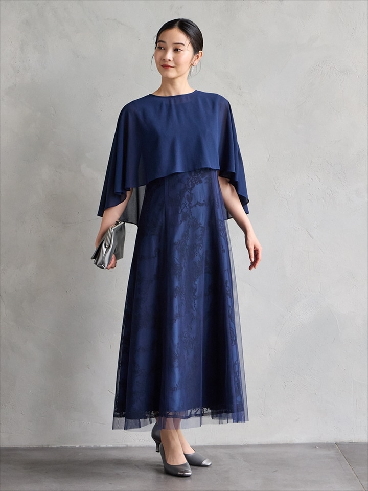 ケープ付きチュールレース刺繍ドレス|ネイビー