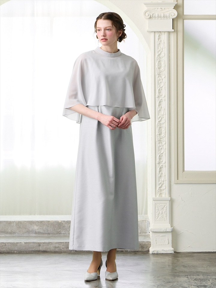 【試着キャンペーン対象】シフォンケープ付きシャンタンセミロングドレス|ライトグレー