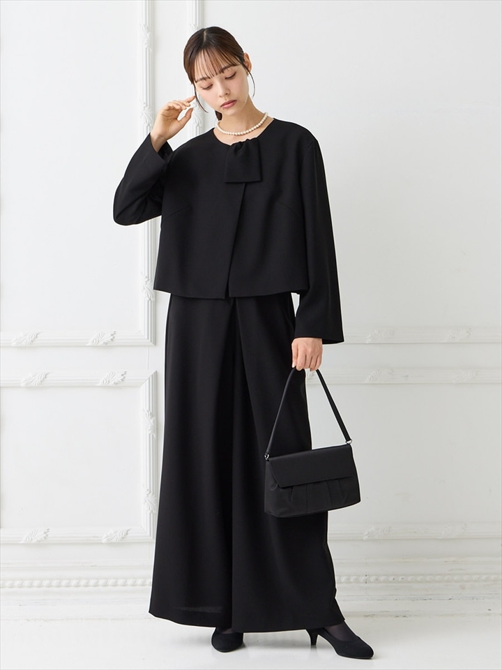 【試着チケット対象商品】【喪服・礼服】【WEB限定】【ウォッシャブル】リボンタイ付ノーカラージャケット・タックワイドパンツ2点セット|ブラック