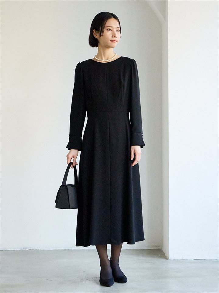 【喪服・礼服】【ウォッシャブル】カフススリーブAラインフレアブラックフォーマルワンピース|ブラック