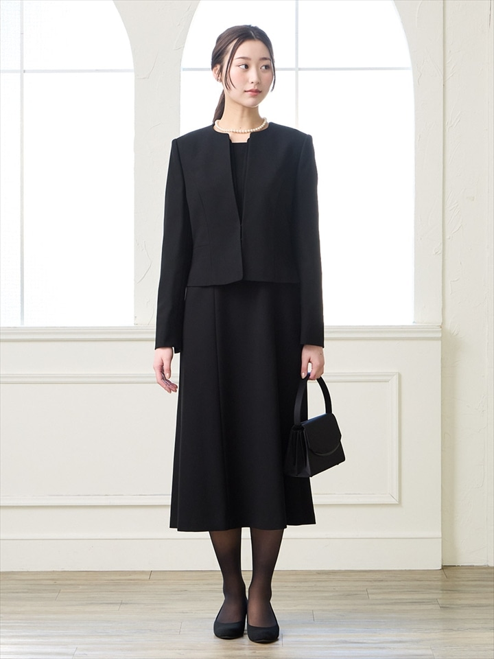 【喪服・礼服】【ウォッシャブル】ブラックアンサンブル（ノーカラージャケット・上身頃ジョーゼットボレロ風ワンピース）|ブラック