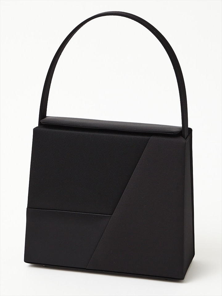 【喪服・礼服用】コンビ素材隠しマグネットブラックフォーマルバッグ|ブラック