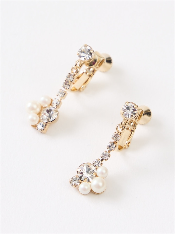 3粒パールモチーフイヤリング|ゴールド