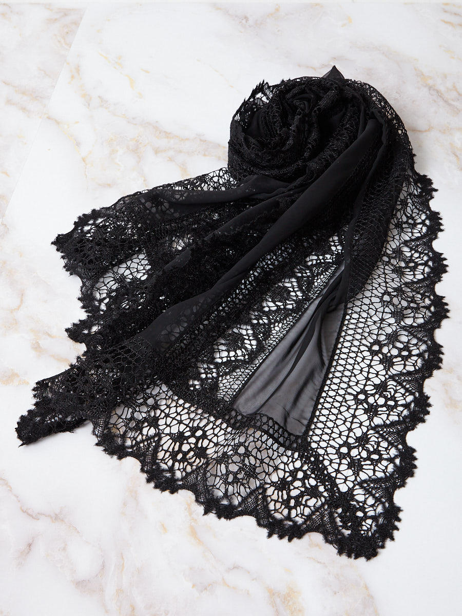 縁取りレース×シフォン・大判ストール|ブラック