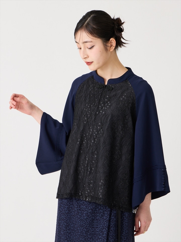 花天井 レースバックプリントブラウス|ネイビー