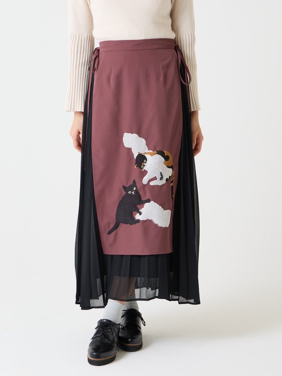 三毛雲 刺繍レイヤードスカート|グレイッシュレッド