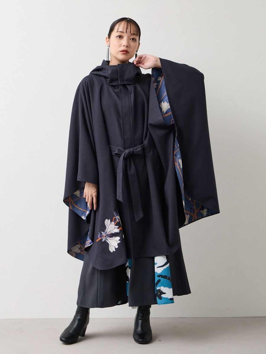 籠木蓮刺繍冬ケープ|ダークネイビー