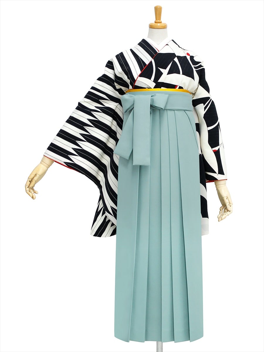 【レンタル商品】レンタル袴「【M0001】鶴× 矢羽根・黒」|ライトグリーン