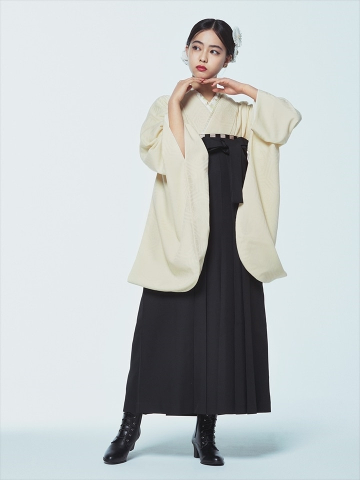 【レンタル商品】レンタル袴「【M0062】華亀甲・オフホワイト」|ブラック