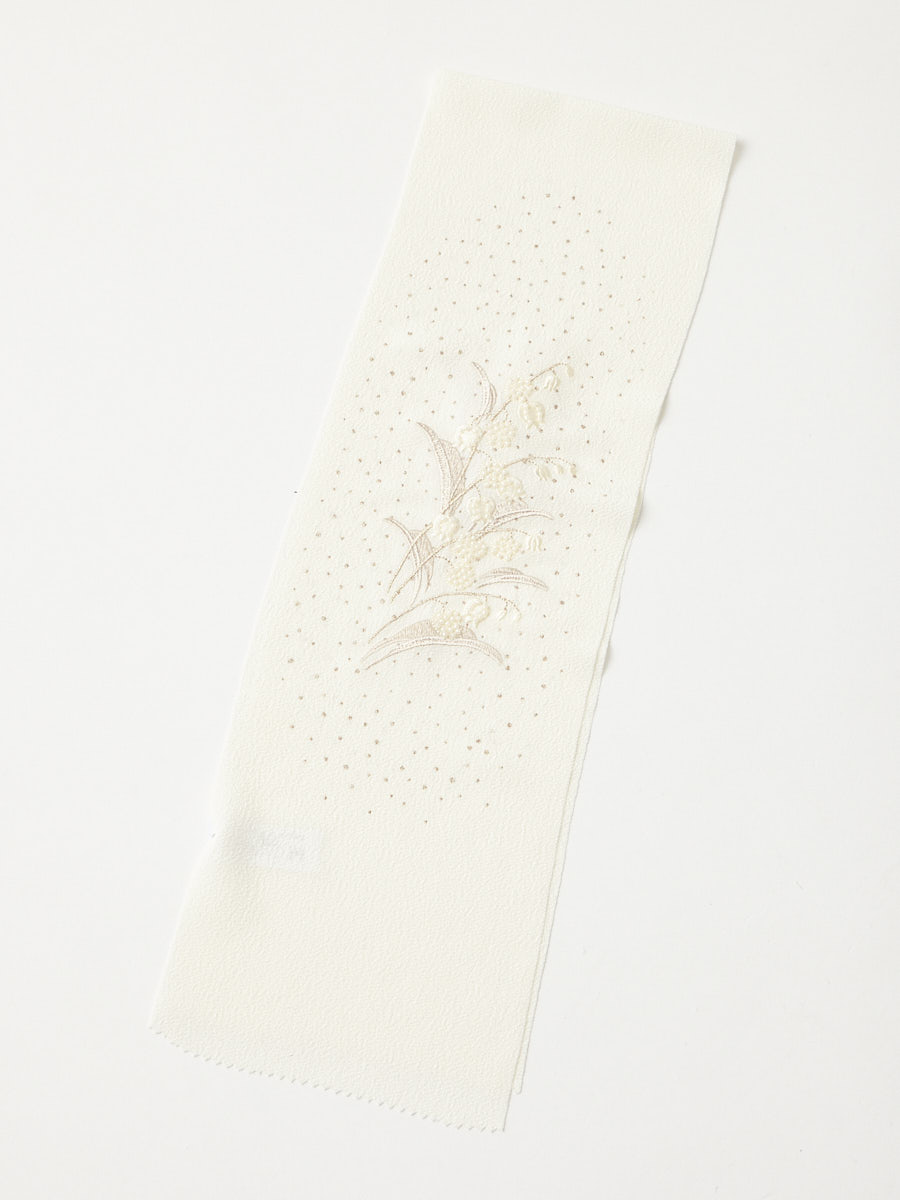 鈴蘭ビーズ刺繍半衿|オフホワイト