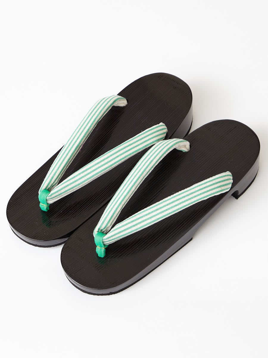 下駄「縞（クロ塗り）」|ピーコックグリーン