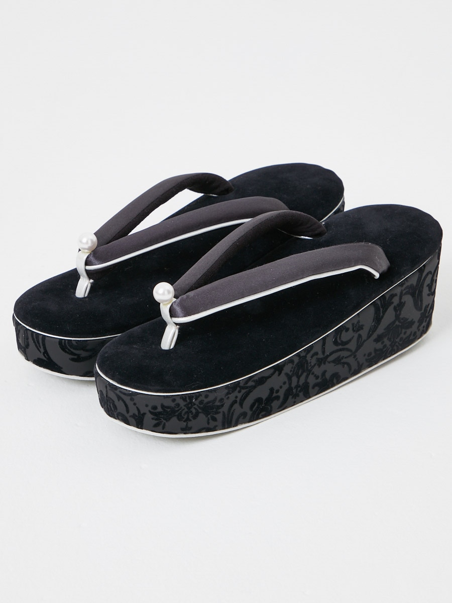 【残りわずか】ダマスクパール草履|ブラック
