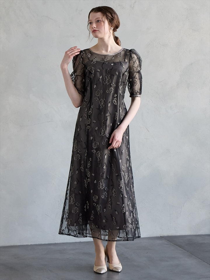 配色フラワー刺繍チュールAラインドレス|ブラック
