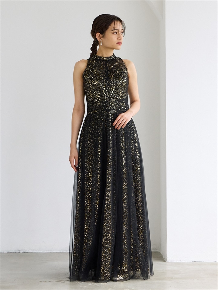 箔チュールホルターネックロングドレス|ブラック
