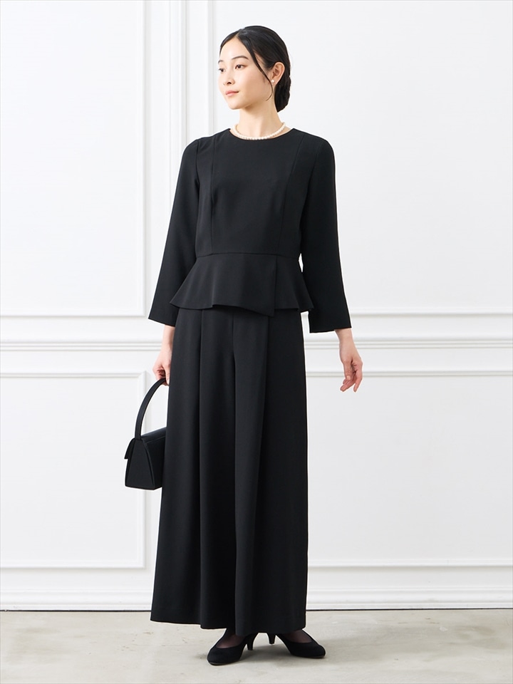 【喪服・礼服】【ウォッシャブル】ペプラムブラウス×ワイドパンツブラックフォーマルセットアップ |ブラック