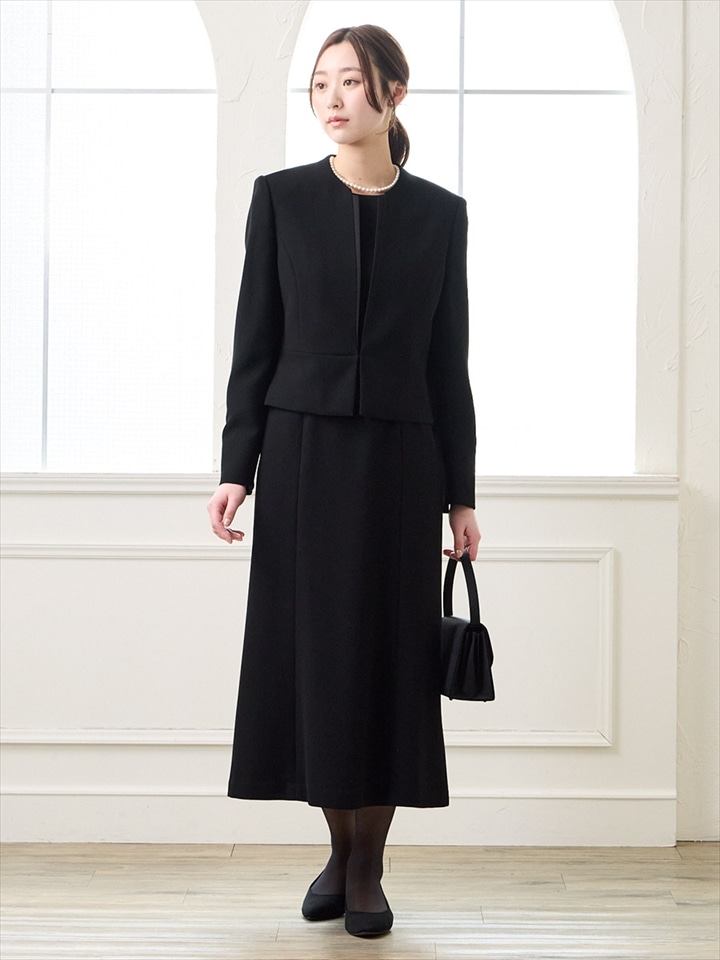 【喪服・礼服】【WEB限定】【洗える・マシンウォッシャブル】ブラックフォーマルアンサンブル(サテン切り替えジャケット・2ピース風前開きロング丈ワンピース)|ブラック
